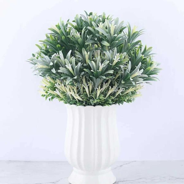 Mini artificial flowers plastic lilies aquatic plants fake leaves flower clusters water plants green gardens home decor Y250114