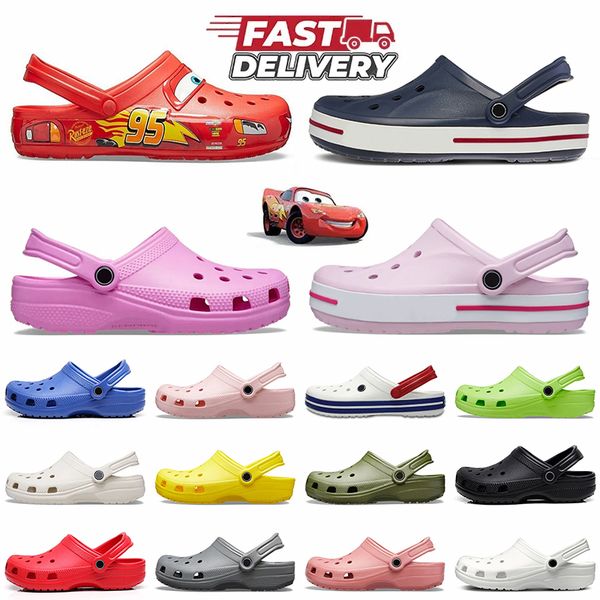 Fashion Top Quality Classic Designer Sandals Womens Mens Platform Waterproof Room Slides Beach Buckle Charms Rubbers Slip On Black White Loa