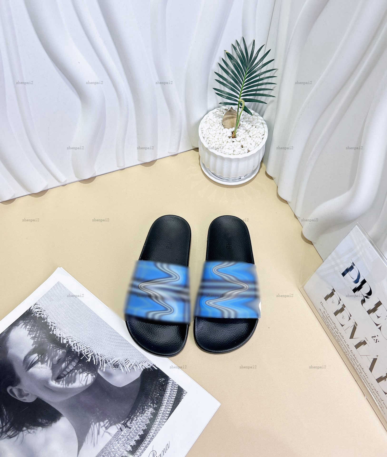 Luxury kids slippers Minimalist plaid printing baby shoes sizes 26-35 Including shoe box summer Blue stripes boys girls Sandals