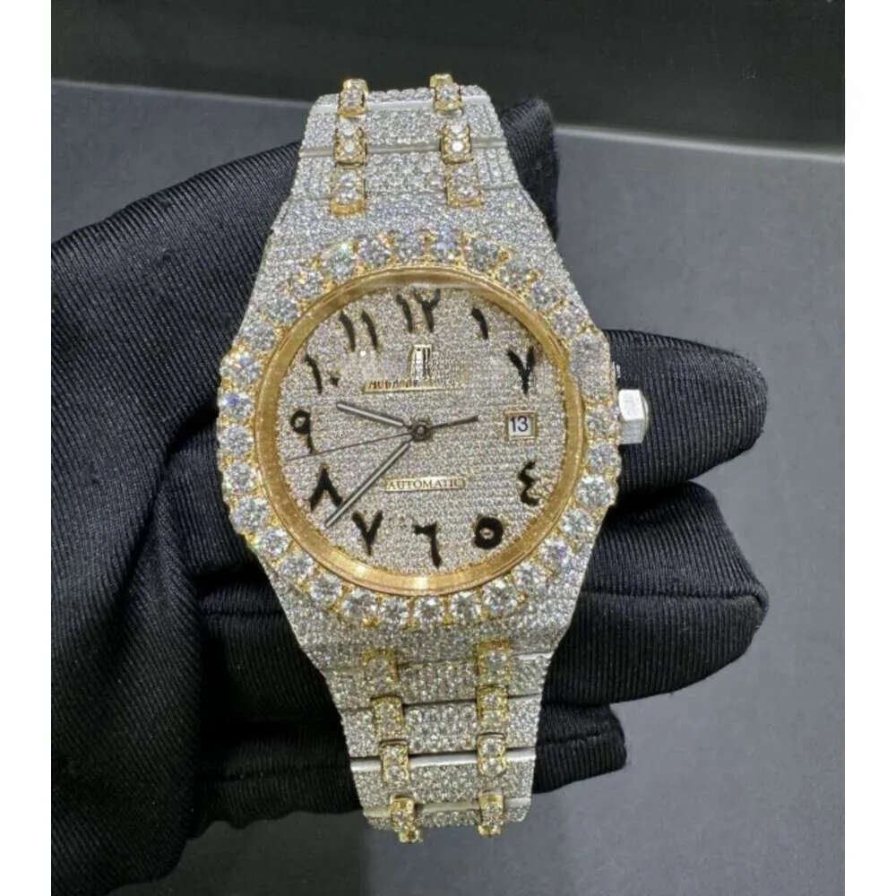 2025 A universal wholesale style morganite wristwatch for both men and women, featuring an ice crystal design, is suitable for both men and women to