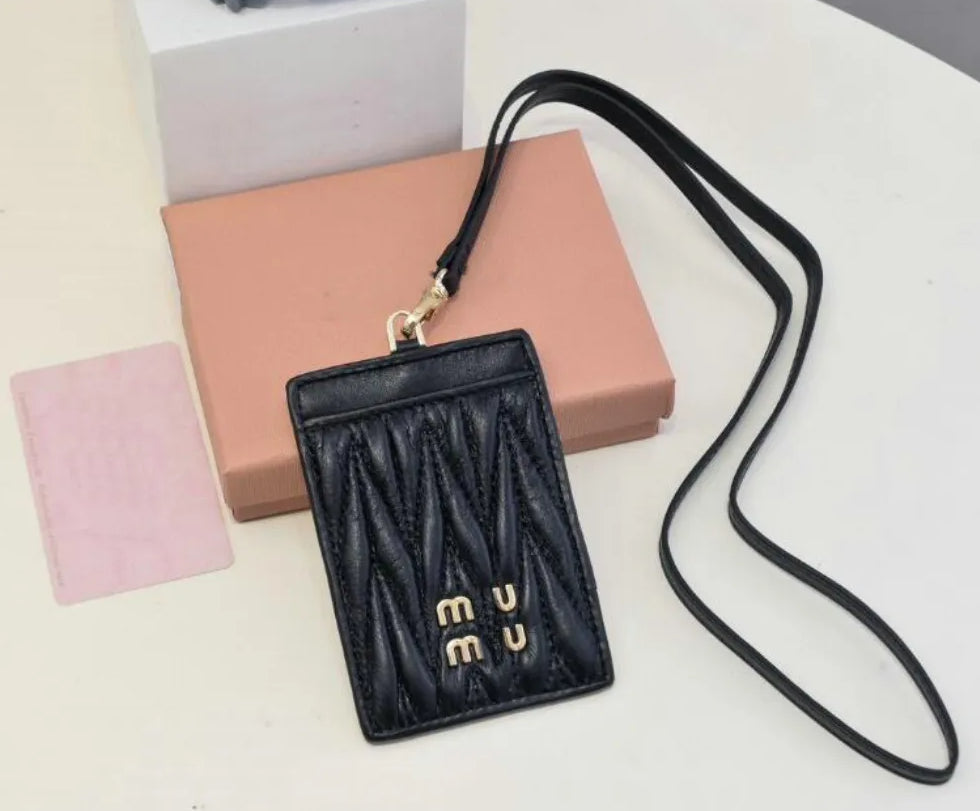 Card Holders Luxury Vertical ID Badge Neck Lanyard Keychains For Work Office First Layer Cow Leather Handmade Student Teacher Identity Bus Set Tag g