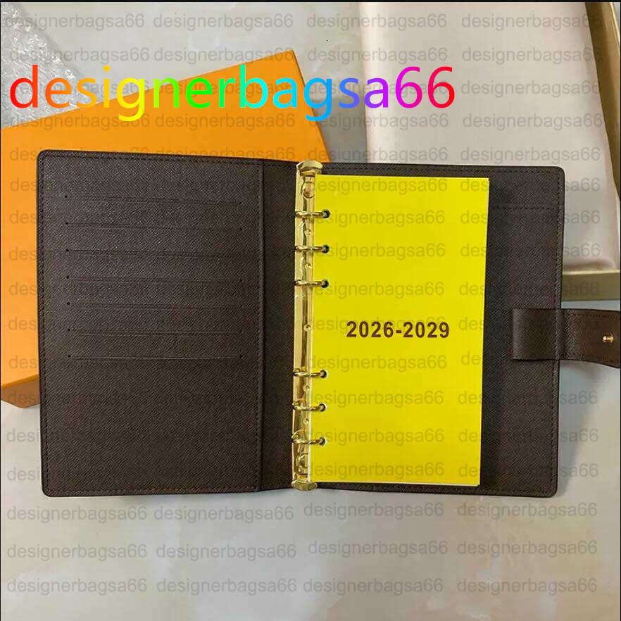 2026 Designer Large DESK AGENDA COVER Holders Memo Planner Men Women Notebook Diary Agendas Protective Case Card Passport Holder Wallet Desktop Note