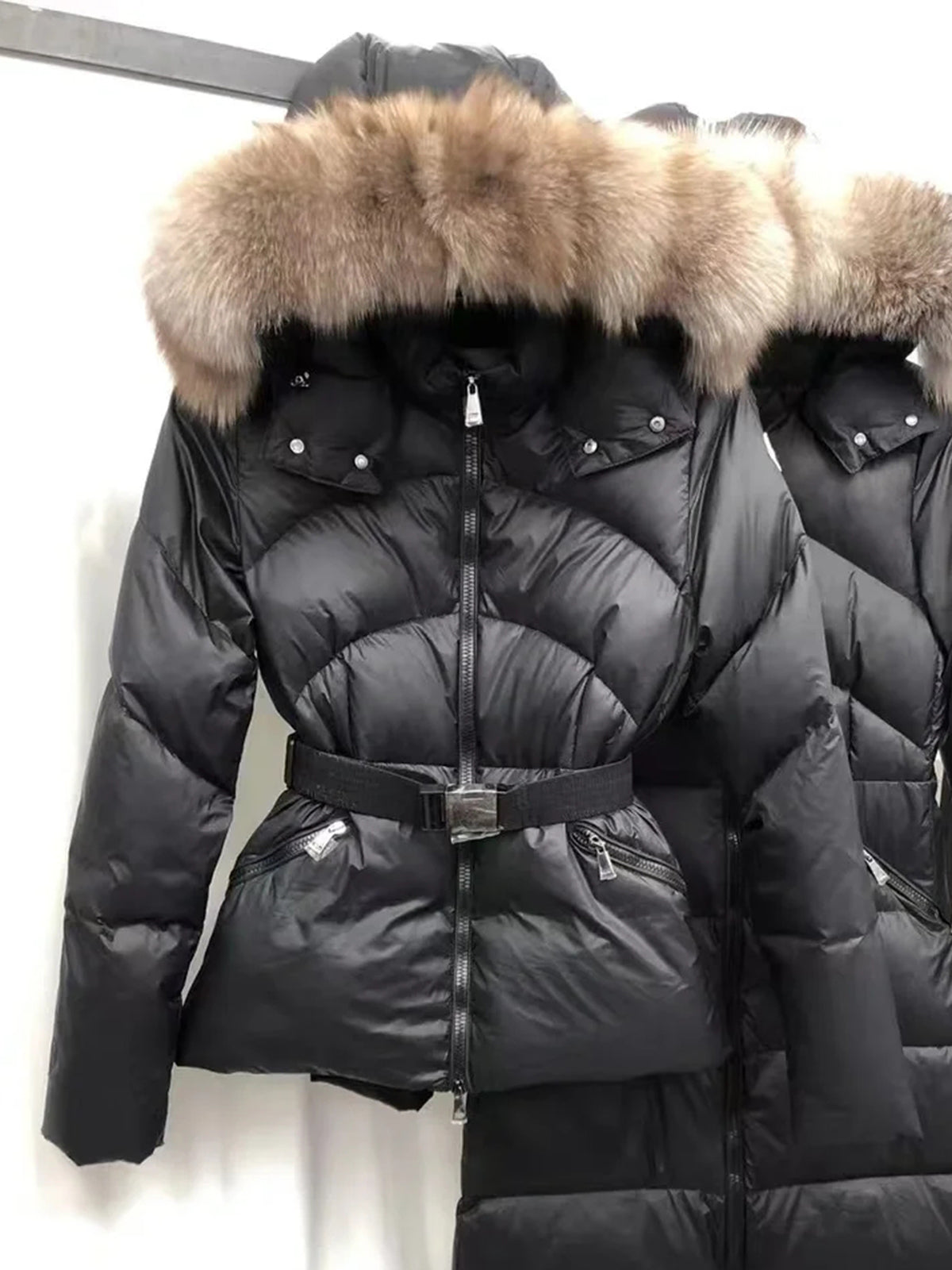 Womens Jackets Designer Luxury winter Down jackets fur coats real raccoon hair collar warm fashion parkas with belt lady cotton coat outerwear big p