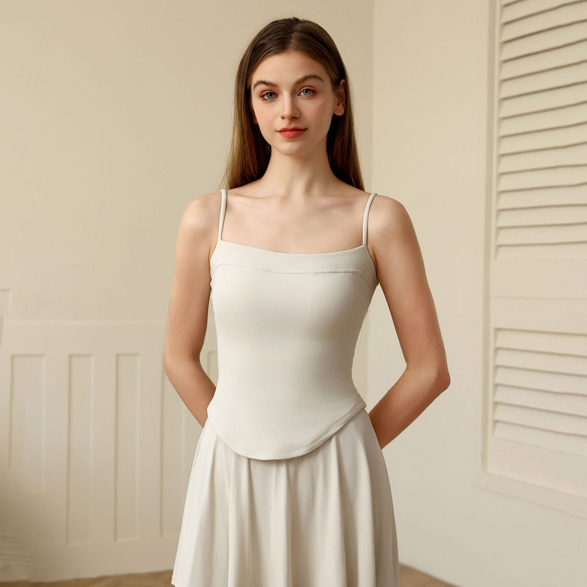 Womens double-layer outerwear fitness yoga bra comfortable Pilates fitness bra for spring summer strap beautiful back