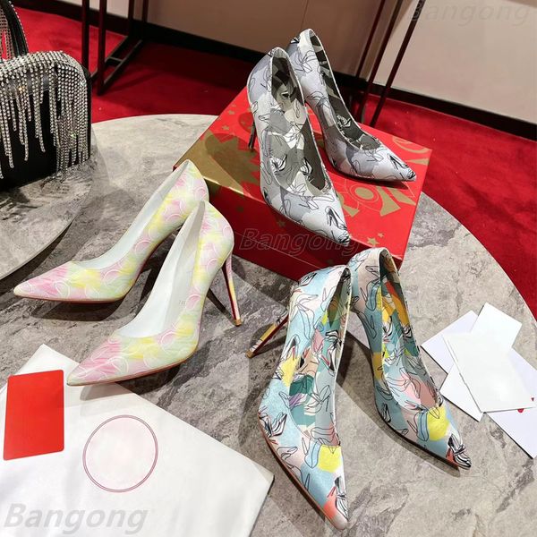 2024 Designer high heels classic fashion printed leather pointy stiletto shoes matching color all 10cm small fragrant dress dress shoes size
