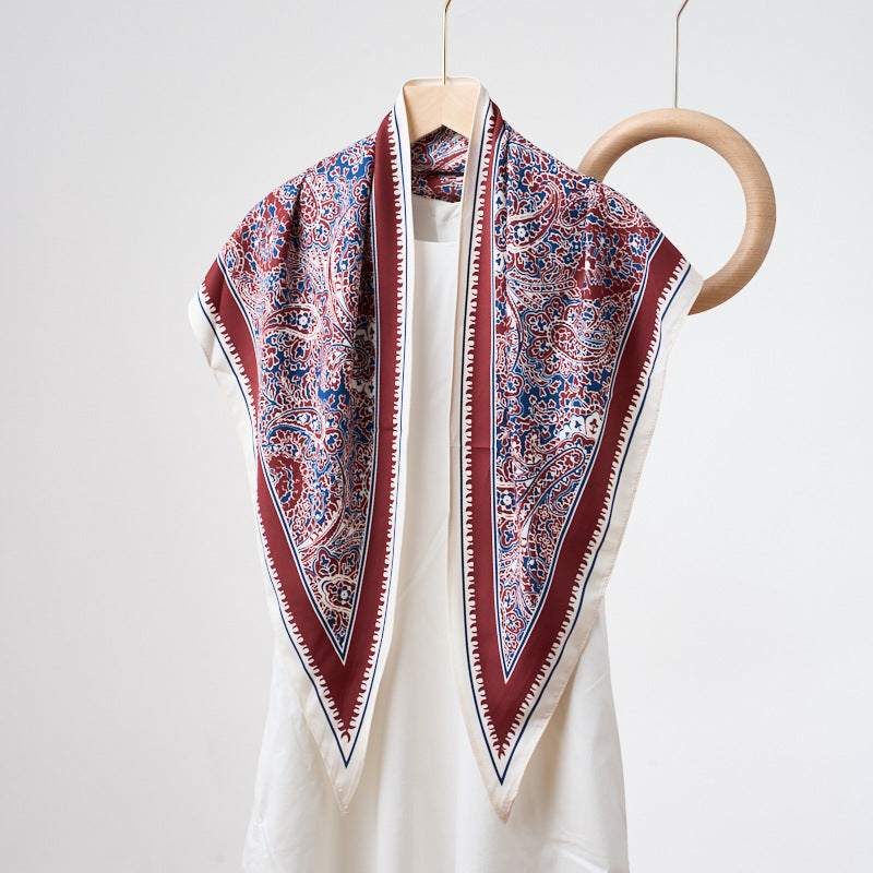 New silk twill triangular scarf clothing accessories cashew print belt versatile ladies diamond-shaped scarf --L3861