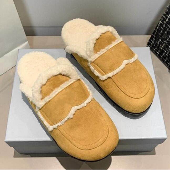 Fashion Luxury Brand Autumn Winter Fur Sandals Slippers Designer Soft Warm Baotou Shoes Flip Flops Anti-Slip Female Slides Furry Fluffy Faux Fur War