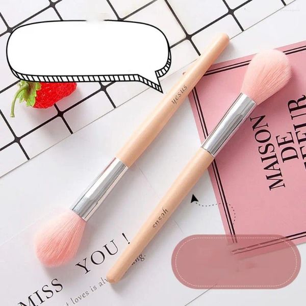 Makeup Brushes 1pc Flame Shaped Blush Brush For Applying Powder On Chee To Sculpt And Define Your Face A Refined