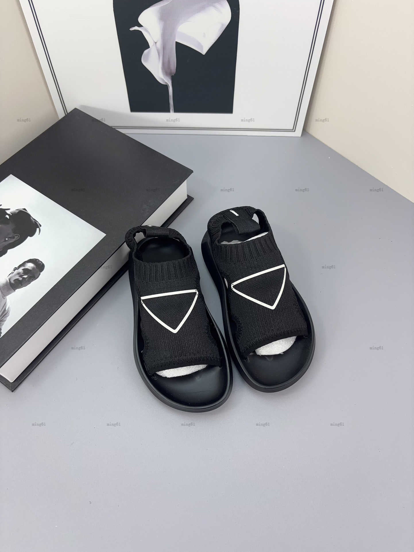 Brand summer baby Sandals Multiple styles High quality Kids shoes Size 26-35 Including box Geometric logo printing girls boys Slippers