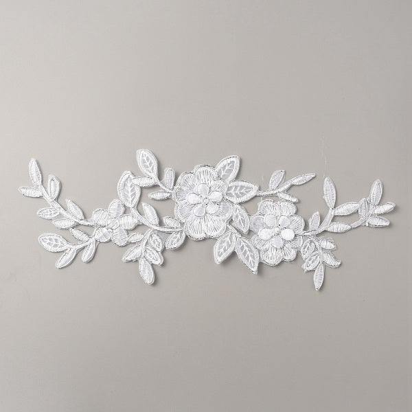 Ricamo computerizzato in poliestere fiore cucito sulle toppe