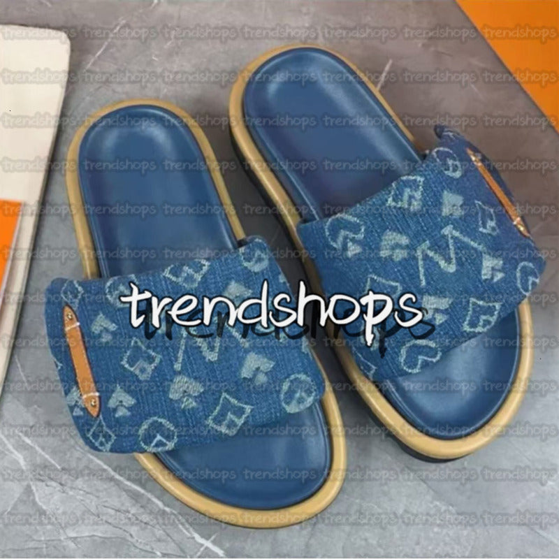 Designer Pool Pillow Sliders Women Men Sandals slippers Flat Comfort Mules Slides sandles Classic Prints Embossed Summer Sandals Black Grey vintage