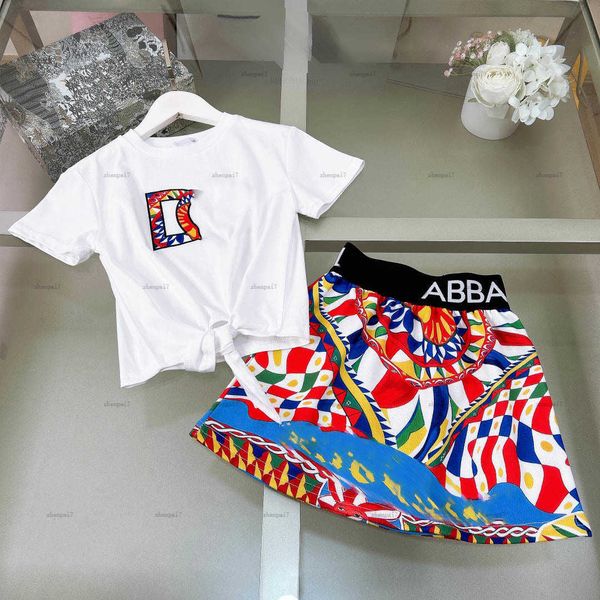 Top girls dress sets summer kids tracksuits Size 100-160 Embroidered T-shirts and colorful printed skirts