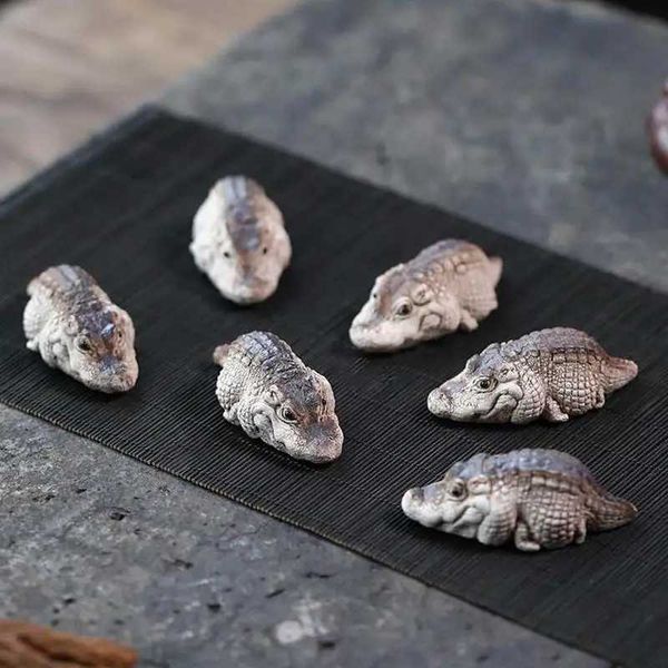 Crocodile Tea Pet Decorative Purple Clay Handmade Fat Crocodile Cute Zisha Realistic Animal Sculpture For Table Desk Home DecorXJ240824