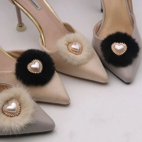 Fluffy Pompom Shoe Clips Faux Mink Removable Charm Buckles High Heel Decorations Clamp Replacement Shoe Accessories 240613