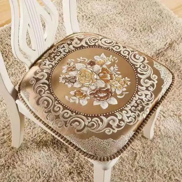 Beautiful seat cushion anti-skid cushion with memory foam used for dining chairs comfortable and durable seat cushion with strips 240821