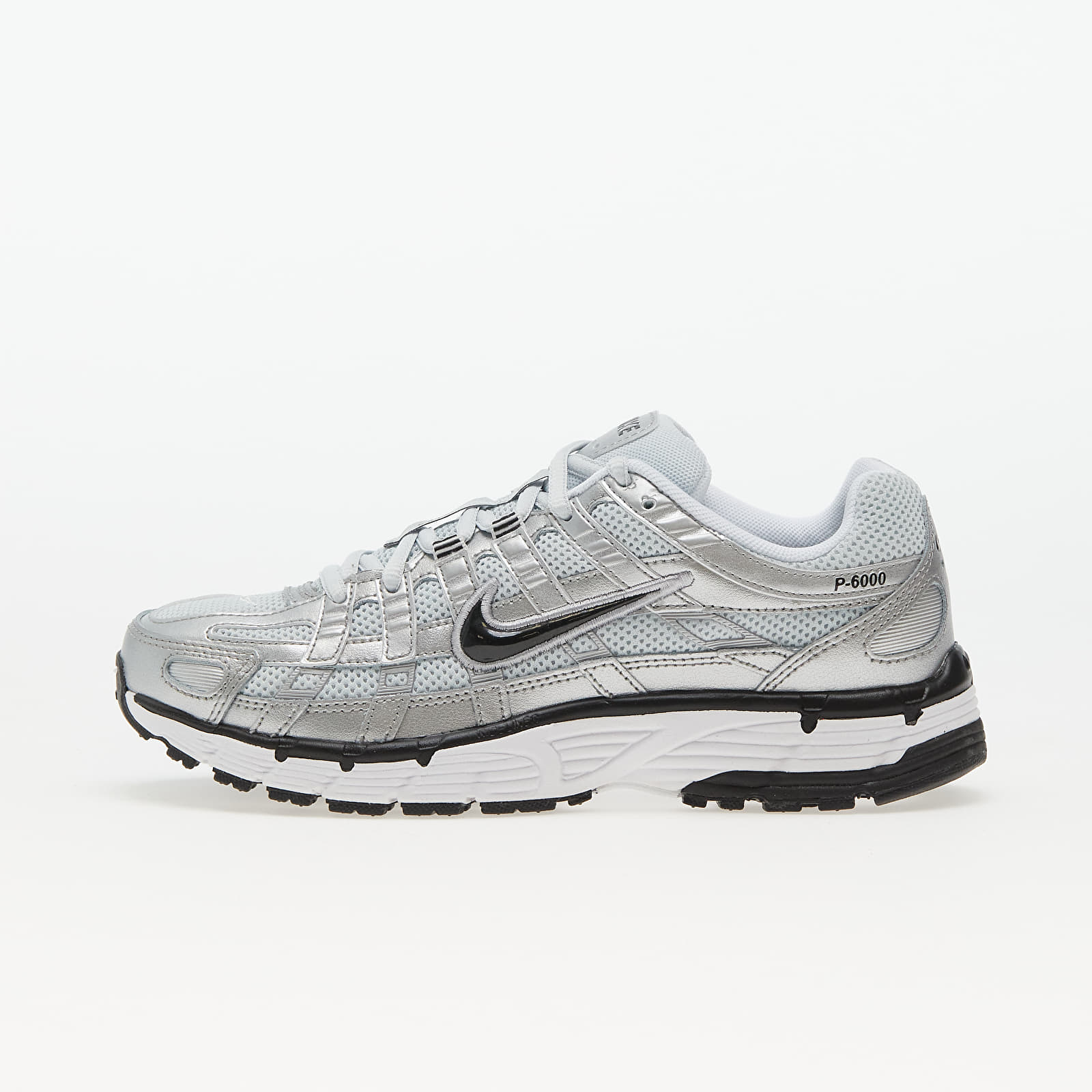 Sneakers Nike P-6000 White- Black-Metallic Silver EUR 40