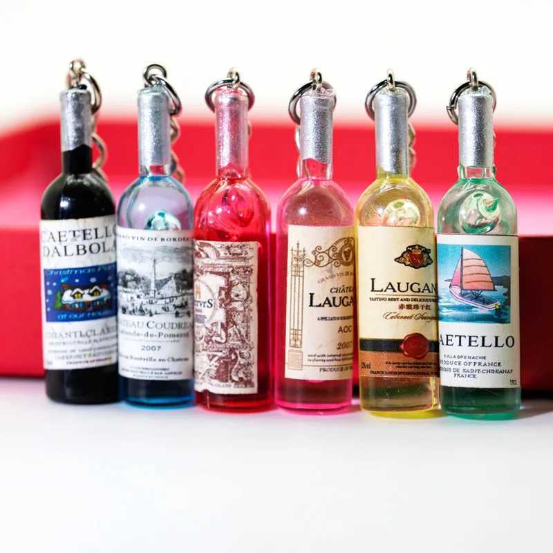 Resin Beer Wine Bottle Keychains Assorted Color for Women Men Car Bag Hanging Keychain Keyring Pendant Wedding Party GiftX240919