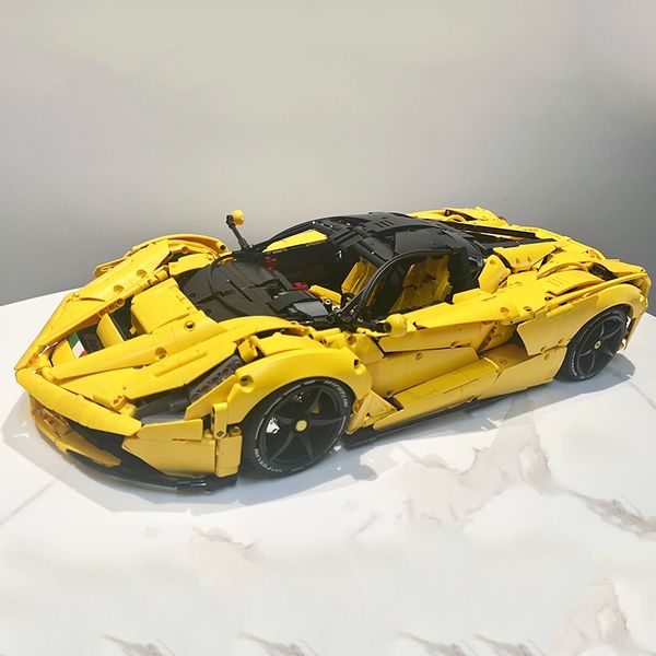C61505 MOC Technical Yellow Super City Racing Car Hypercar Model Building Blocks Educational Puzzle Toy Birthday Gifts For Kids