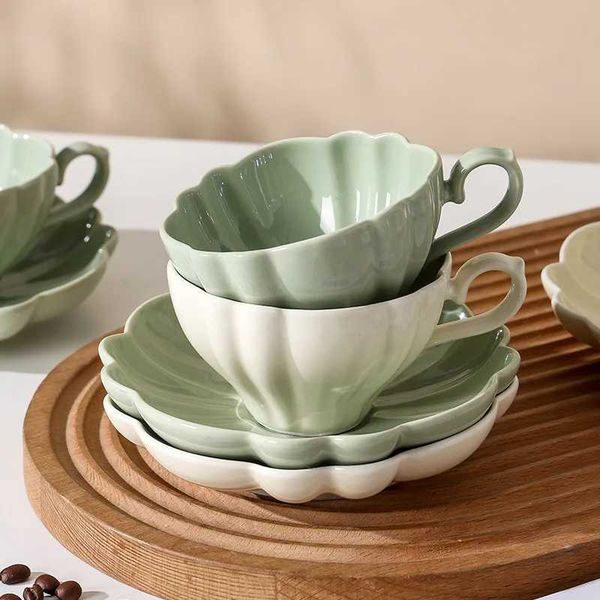 Ceramic Mugs Coffee Cups Elegant Irregular Flower Milk Tea Cup with Tray ins korean style Oatmeal Breakfast Mug Drinkware K Y240813