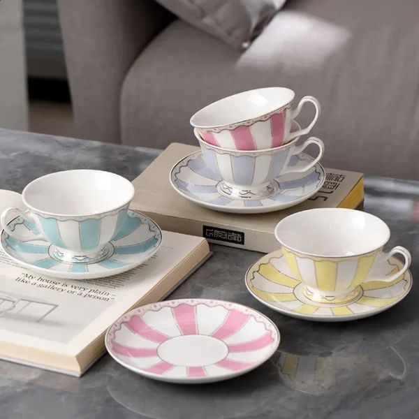 European Style Style Coffee Striped Cups Creative Art Ceramic Office Home Exquisite Coffee Mugs Character Coffee Cup 240816