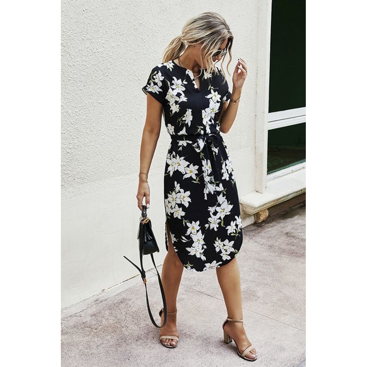 Women's Notched Neck Short Sleeve Waist Tie Dress - Small (2-4)-Black White Flower