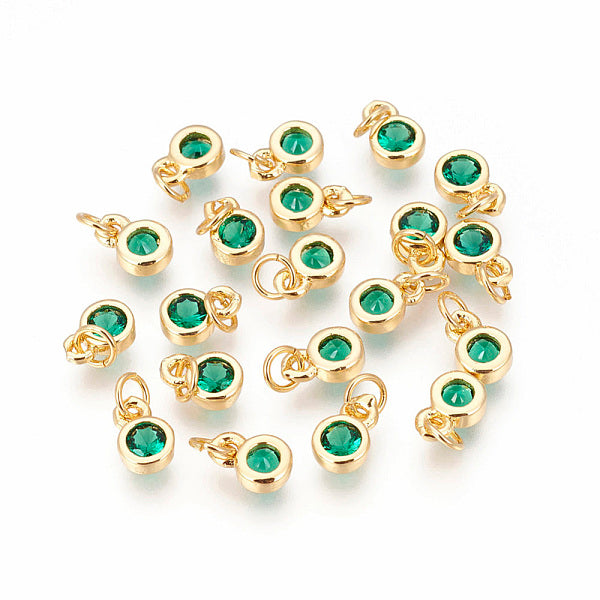 In ottone con charms singoli in zirconi