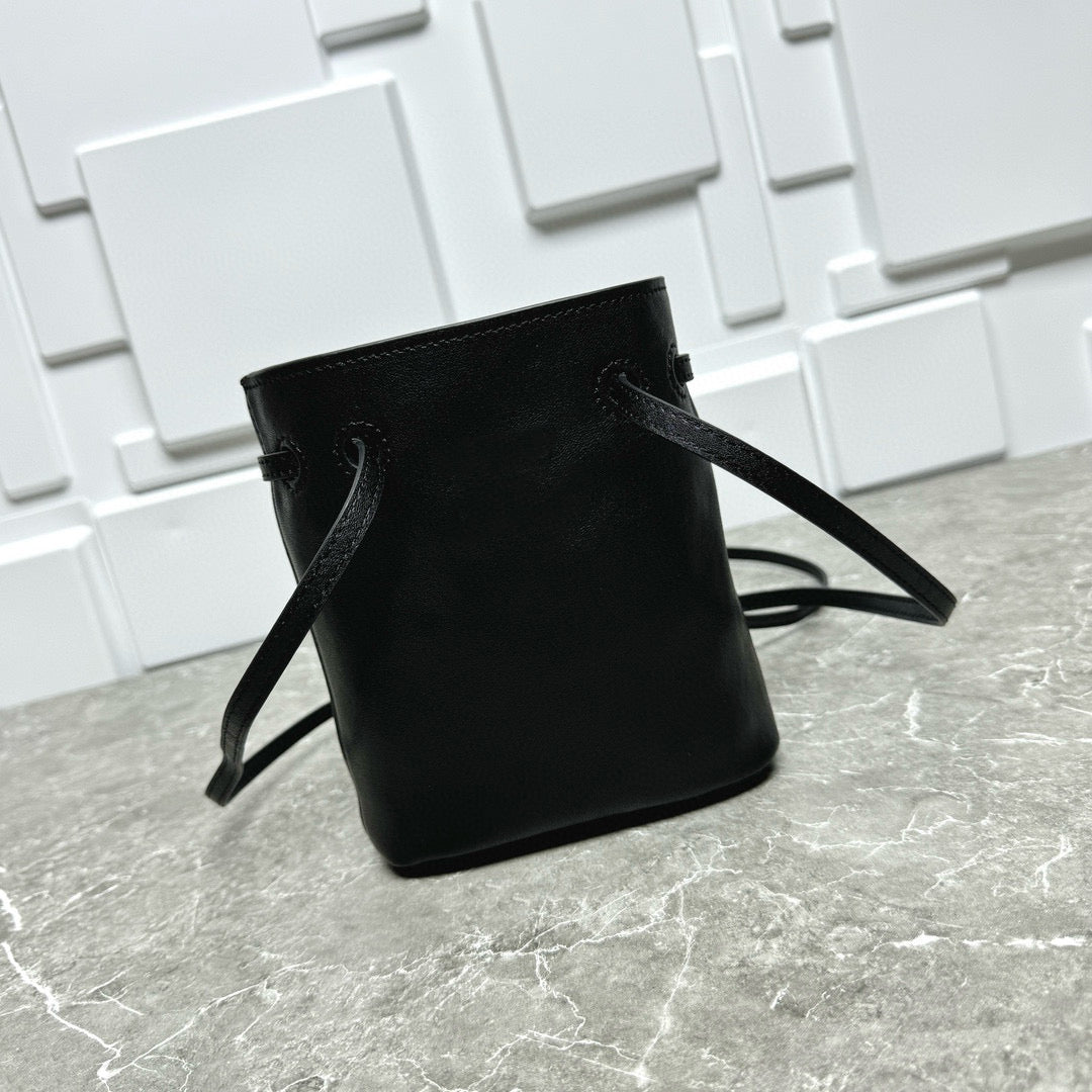 New high quality small bucket bag handbag fashionable versatile leather luxury brand sheepskin luxury genuine leather women&#039;s bag