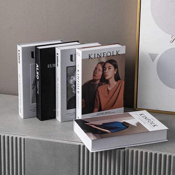 Fake Books Decorations Simple Style Hotel Club Fake Book Designer Fashion Coffee Table Ornaments Decorative Books for RoomXJ240828