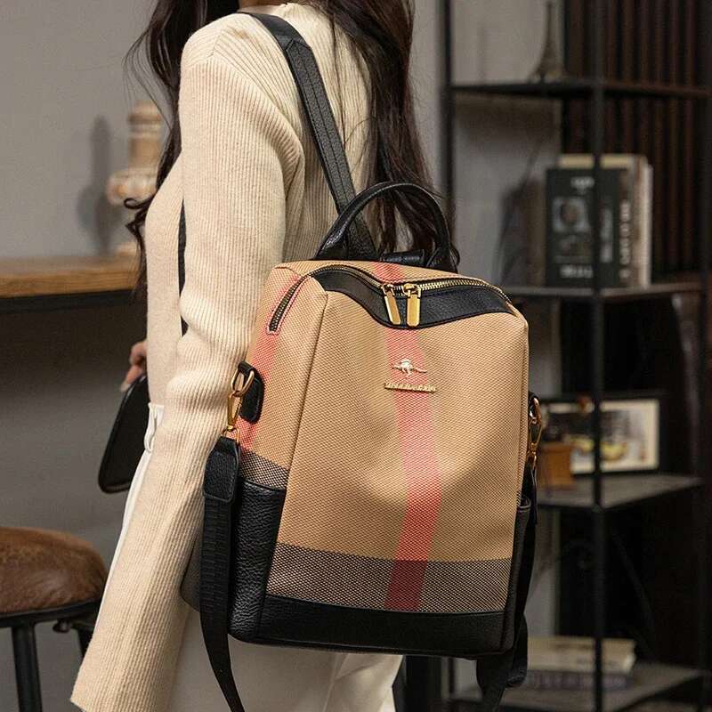 Designer Women Backpacks 2025 Advanced Classic Fashion Backpack: Outdoor Travel Notebook Portable Trendy High Quality hot Women&#039;s Crossbody Cou