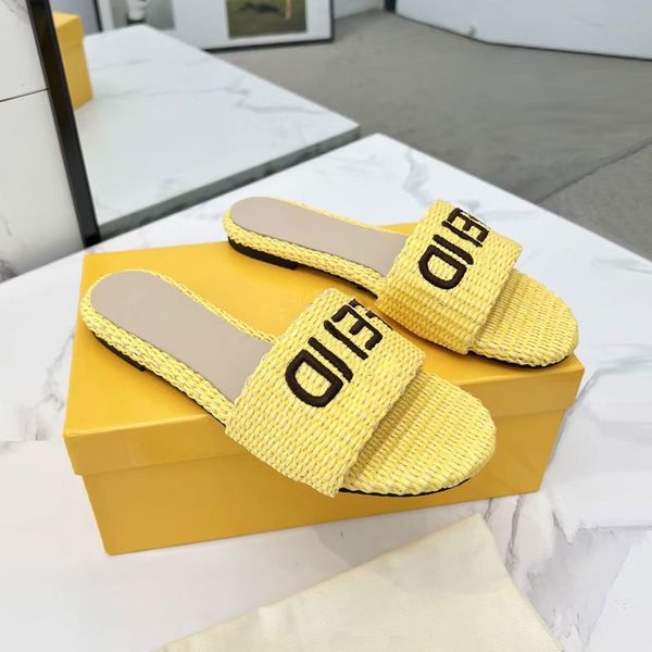 Summer women fashionable sandals designer comfortable beach slippers elegant open toe outdoor garden flat shoes