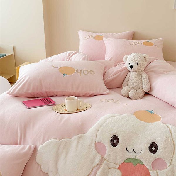 Warm and heavy milk velvet autumn and winter thick cute sticker embroidery four piece set of bed sheets bedsheets bed bags setX240907