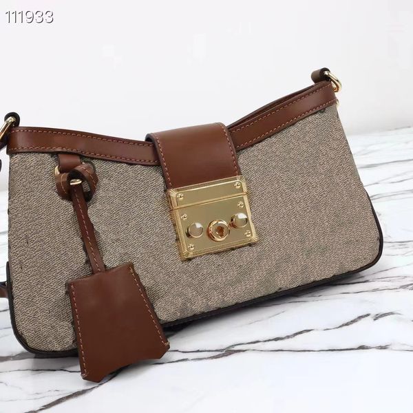 2024 aaaaa Cosmetic Bags & Cases Handbag Luxury Women&#039;s Fashion Bag Logo Fashion Steam Engine Classic Hand Shoulder Diagonal Shopping B
