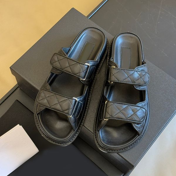 Womens Designer Leather Platform Slide Sandals Summer Beach Slippers Casual Flip Flops Outdoor Slides Comfortable Bottom Fashion Sandals wit