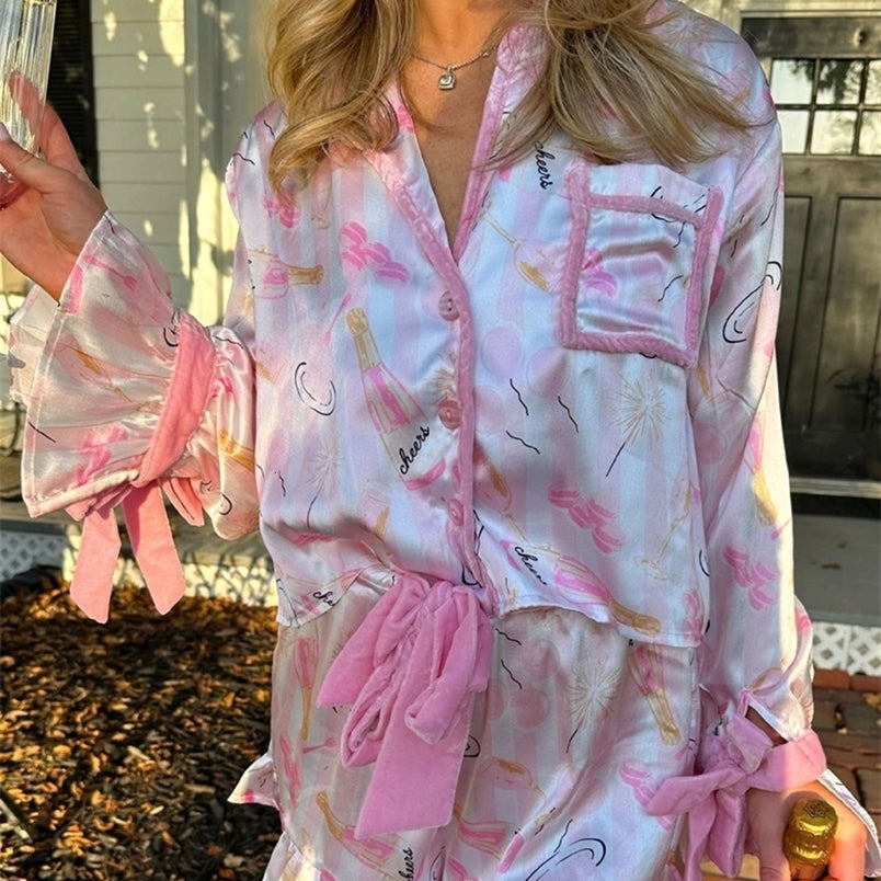 2025 Women Christmas Pajamas Set Santa Print Bow Tie Long Sleeve Shirts Shorts 2 Piece Sleepwear Outfits Loungewear 241127