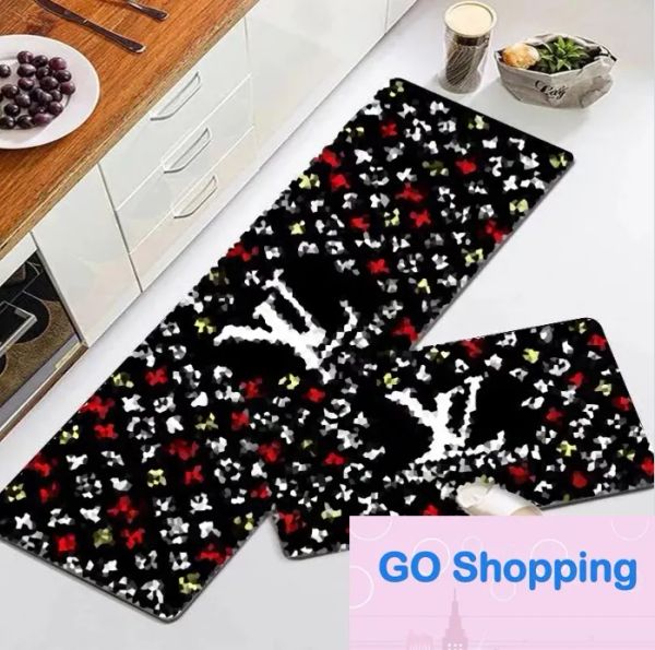 Luxury Carpet Bathroom Kitchen Floor Mat Classic Logo Print Entrance Door Foot Mat Bathroom Water Absorbing Home Decoration Floor Mat