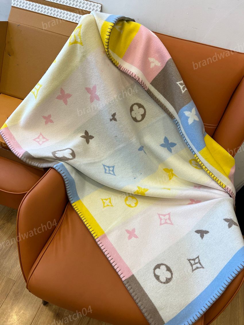 brand Designer Children blanket True wool Cashmere thermal blanket Size 100*140cm Children and Baby blankets Indoor Outdoor Classic Alphabet pattern