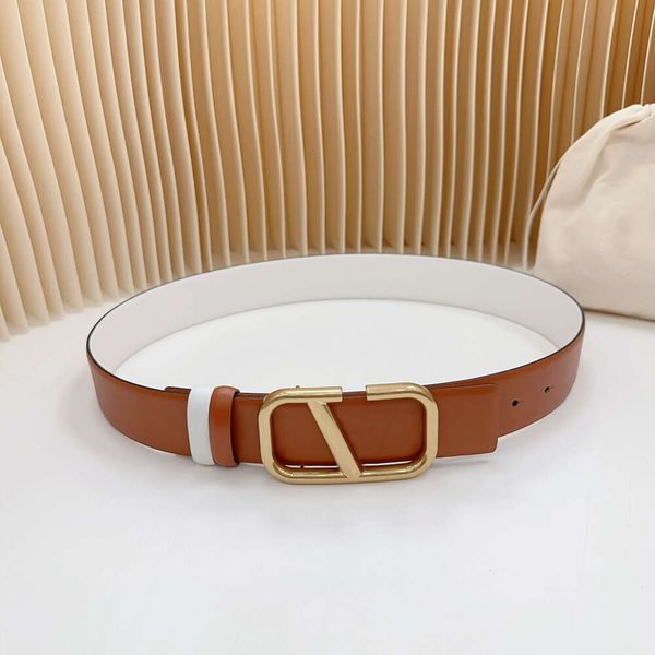 Top Designer Belt Classic Hardware Smooth Buckle Men Belt Fashion Double Sided Cowhide Women Casual Jeans Belt Width 4.0Cm Gift Box