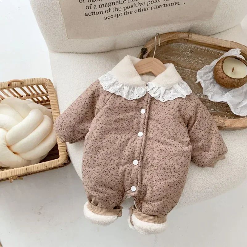 w551 Korean Baby Cotton Jumpsuit Thickened Hooded Romper Plush Warm Autumn Winter born Clothes Floral Princess Bodysuit Ropa Bebe