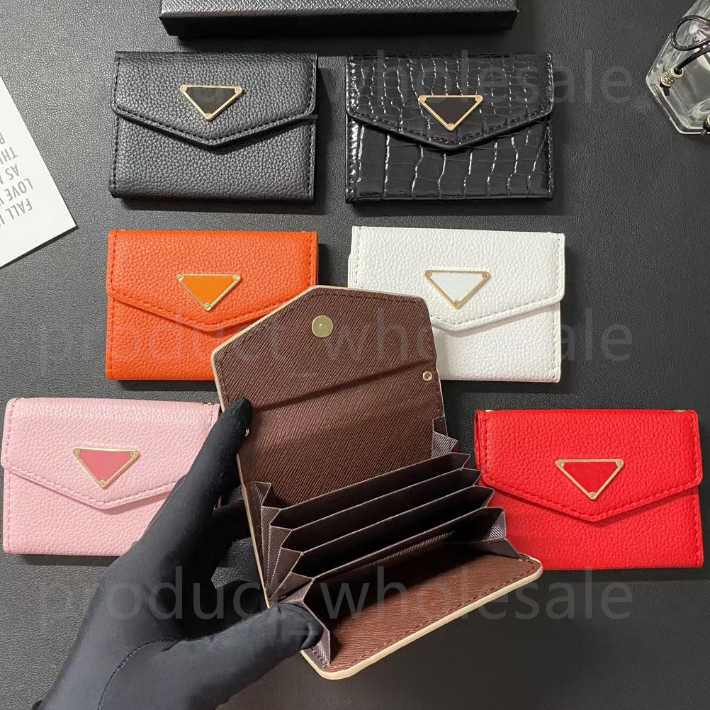 2025 Card Holders Credit Wallet Designer Men and Women Black Fashion Passport Cover ID Business Mini Coin Pocket purses for Ladies Purse Case Triang