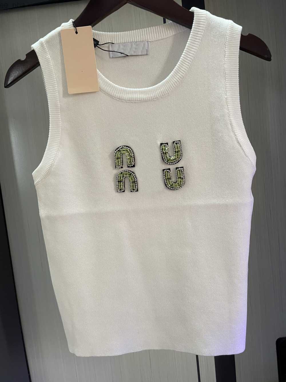 womens tanks top women tank tops designer luxury vest sleeveless camis pure cotton fashionable knitted camisole tees6ECF