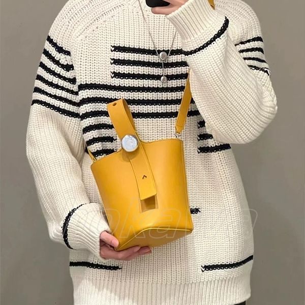 New Totes Loewepuzzle Handbag For Women Pebble Bucket Bucket Bag Made Of Genuine Leather Shoulder Crossbody And Large Capacity Minimalist Se