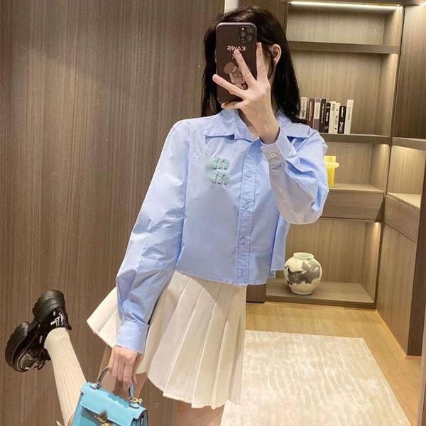 Small Fresh Top Versatile Miuus Shirt Designer Luxury Miumiues Fashion Simple Womens Blouses Short Dingbead Letter Long Sleeved Shirt Womens
