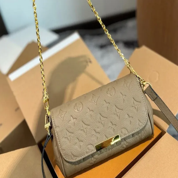 High quality Purse Luxurys Designers Bags Crossbody Handbags Purses Women Wallets Shoulder Bag Wallets Card Holder Fashion gold chain Key Po