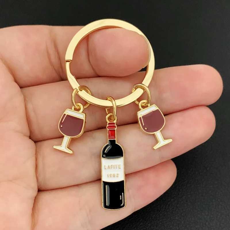 Enamel Keychain Beer Key Ring Beer Cup Red Wine Key Chain Bar Souvenir Gift For Women Men Handbag Accessorie Car Hanging JewelryX240919
