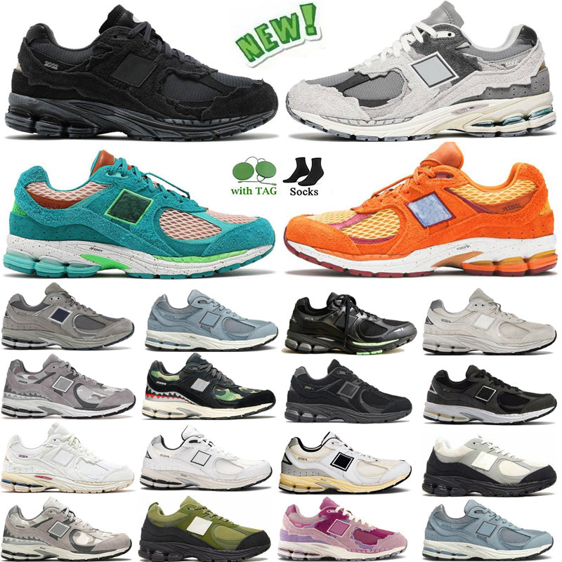 2002R B2002R Athletic Mens Women Luxury Casual Shoes Black White Protection Pack Pink Rain Cloud Phantom Sea Salt Sail Designer Bowling nb OG Sneake