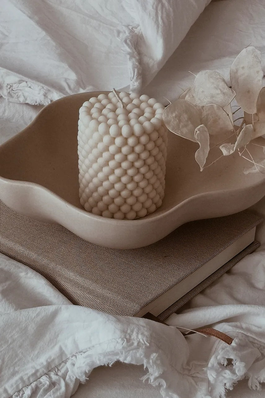 Ukrasna svijeća Temida Cube Bubble 200 g boja: bež