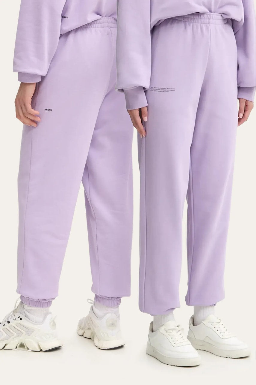 Bombažen spodnji del trenirke Pangaia vijolična barva