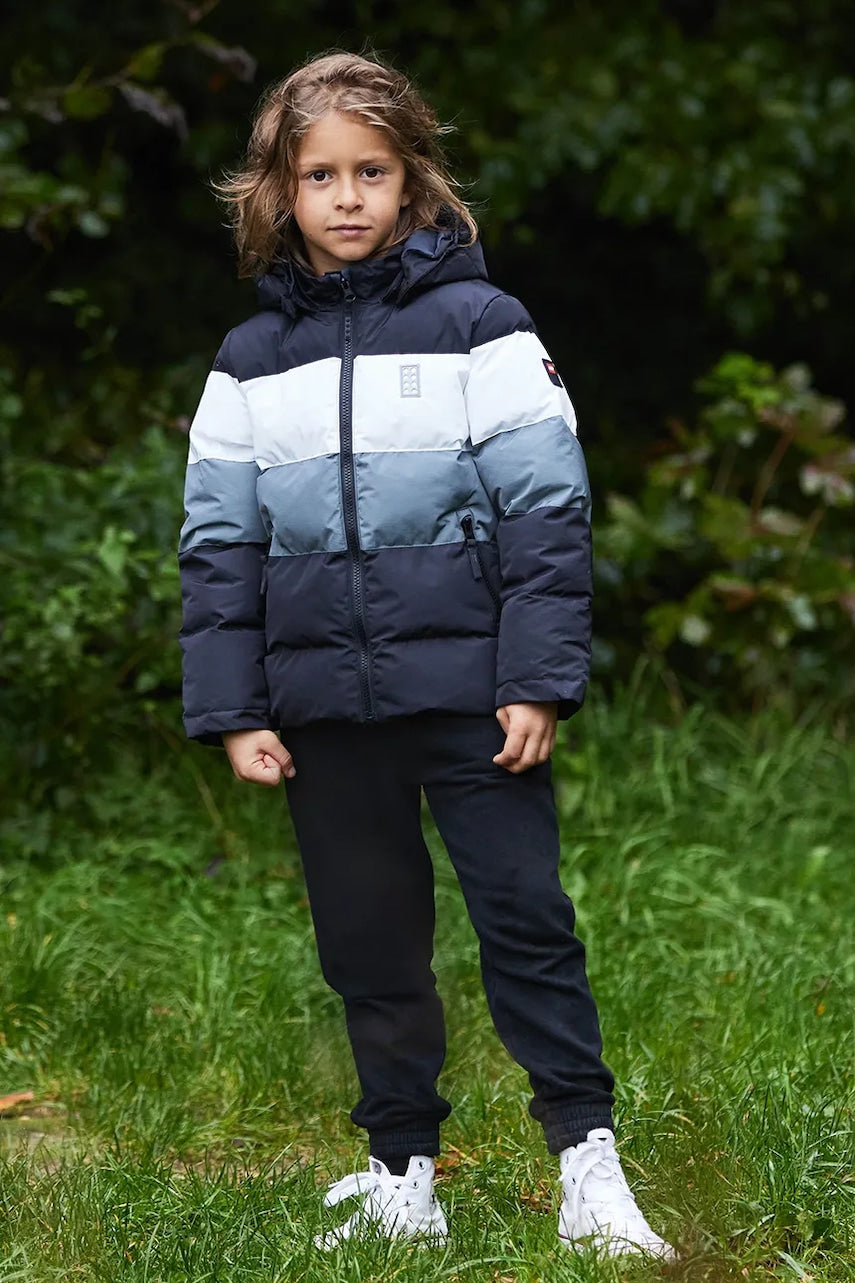 Otroška jakna Lego črna barva