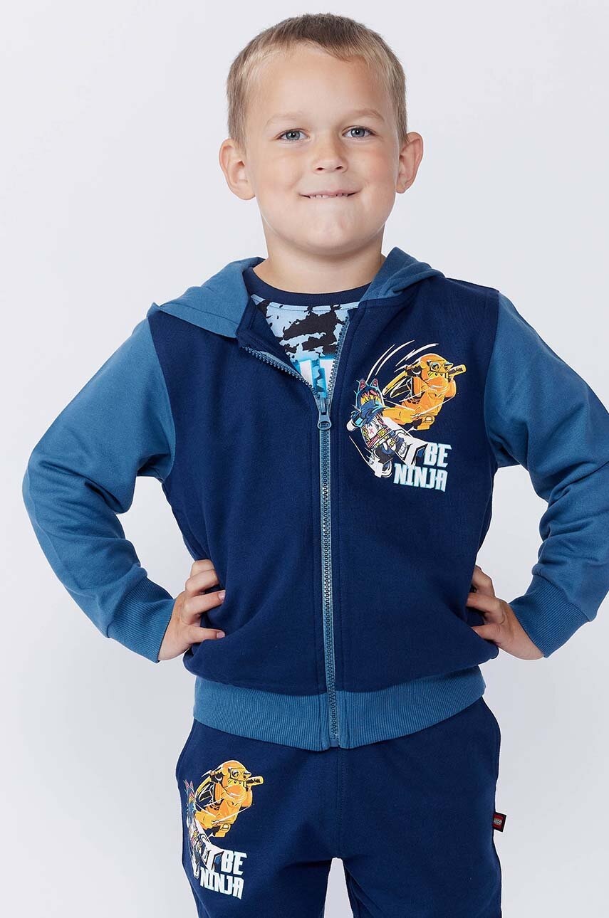 Dječja pamučna dukserica Lego LWSCOUT 607 boja: tamno plava, s kapuljačom, s tiskom, 12011305