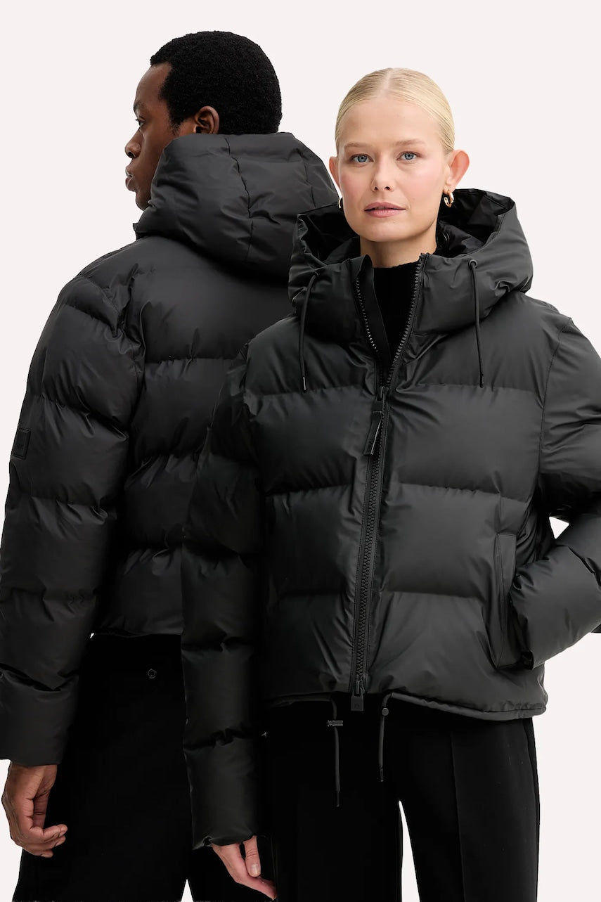 Vodoodporna jakna Rains Alta Short Puffer Jacket W3T3 črna barva, 15150.01